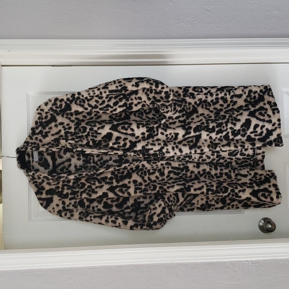 Beautiful Elvi jacket - Picture 2 of 4